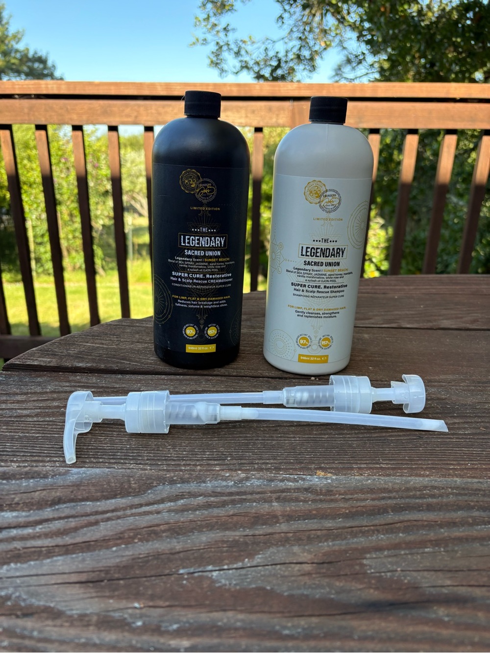 Tweak’d Sunset Beach  Jumbo Shampoo & Conditioner Set -  with Pumps